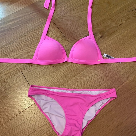 Pink triangle top and bottomes - Picture 2 of 3